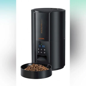 NIB Automatic Dog or Cat Feeder